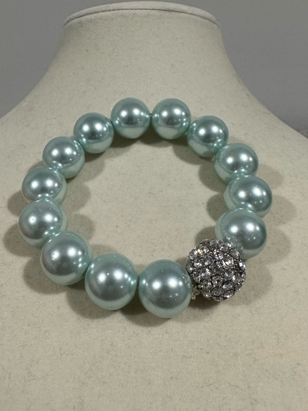 Fashion Jewelry Aqua Pearl Stretch Bracelet with Crystal Pavé Accent